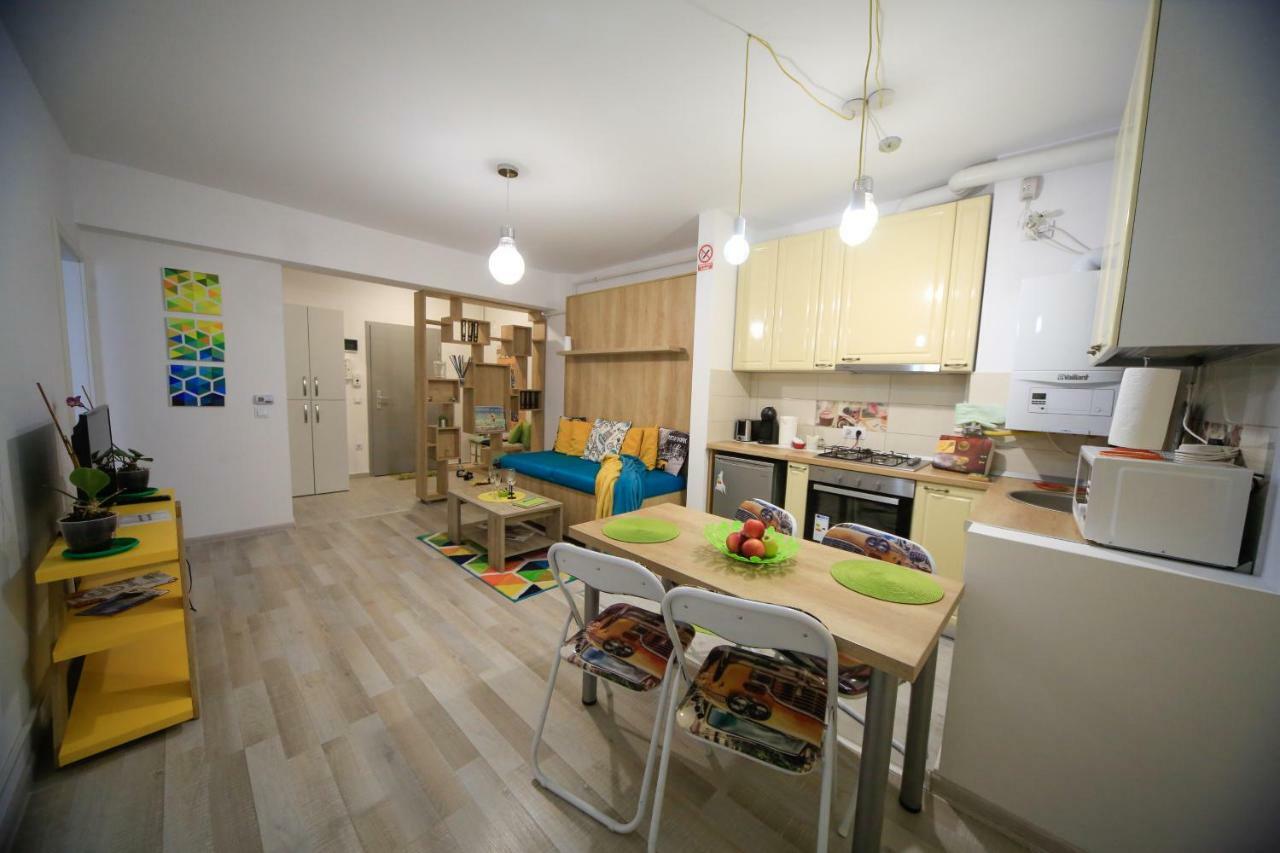Korona Studio Brasov Luaran gambar