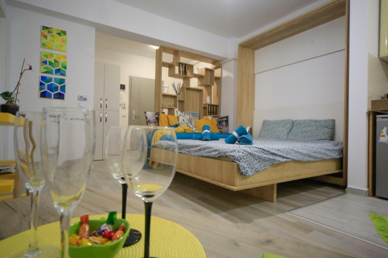 Korona Studio Brasov Luaran gambar