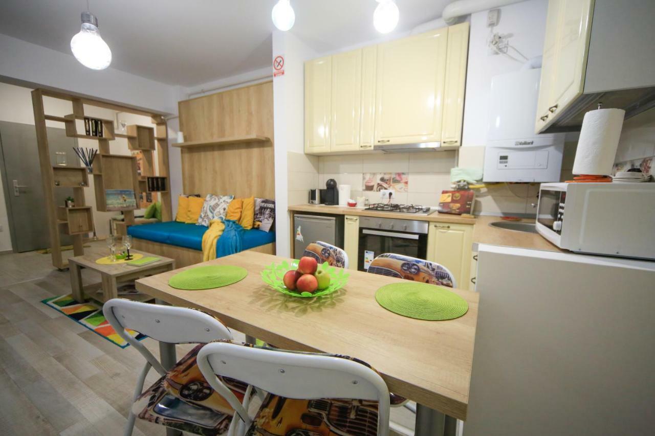 Korona Studio Brasov Luaran gambar