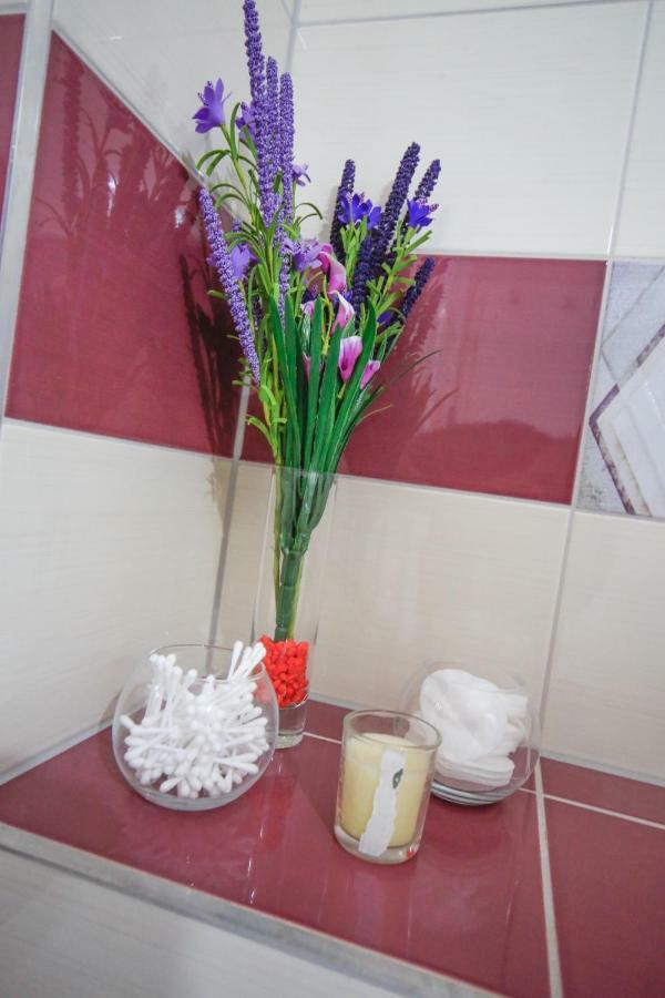 Korona Studio Brasov Luaran gambar
