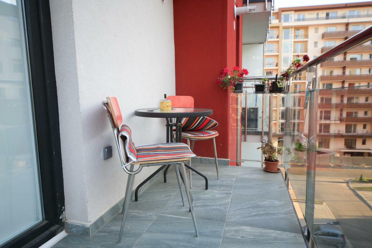 Korona Studio Brasov Luaran gambar