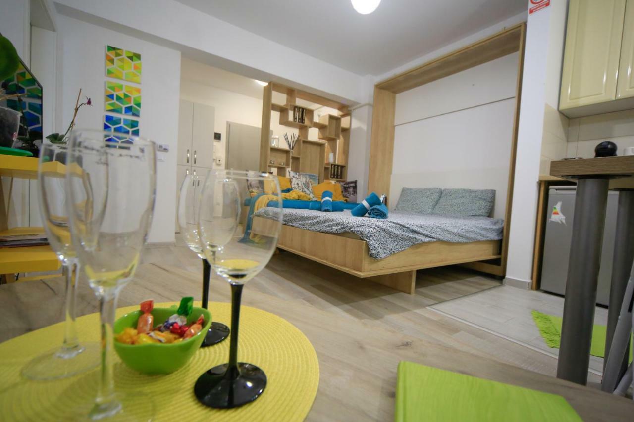 Korona Studio Brasov Luaran gambar